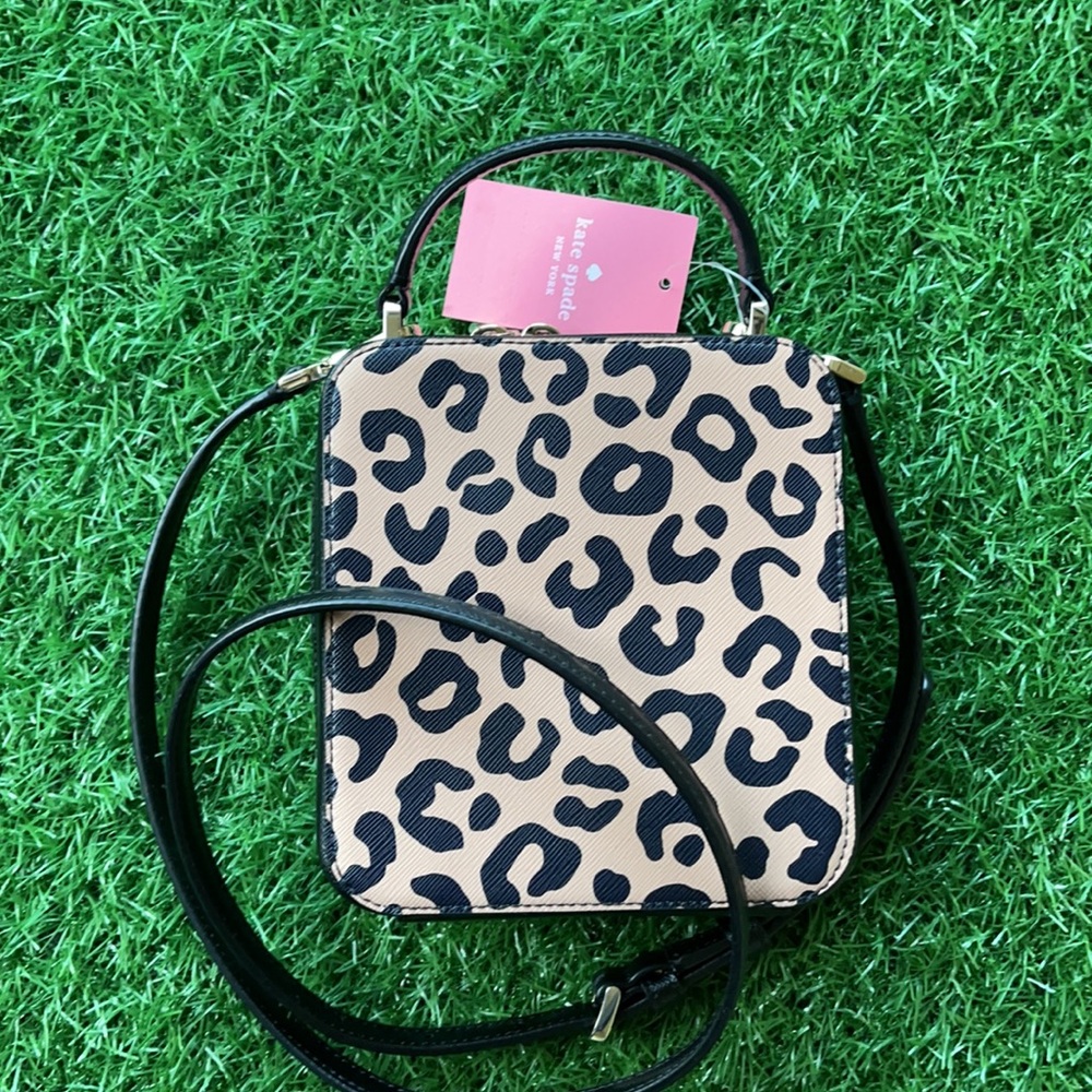 Kate Spade daisy graphic leopard vanity crossbody - Picture 6 of 16